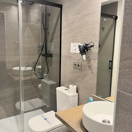 Vitium Hotel 2*