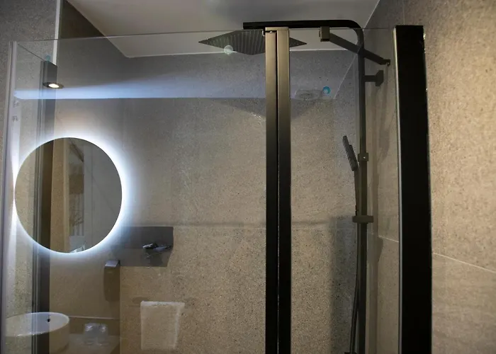 Vitium Hotel 2*